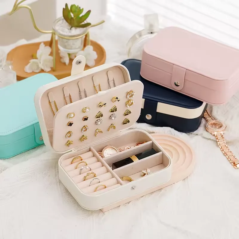 Portable PU Leather Jewelry Case Organizer Storage Display Holder LD-1013 - White — photo 3