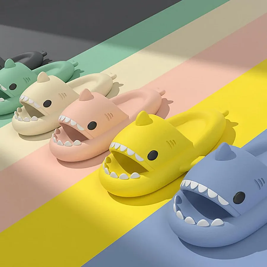 Unisex Shark Slippers, Suitable For Adults And Children - Green 42/43 — photo 2